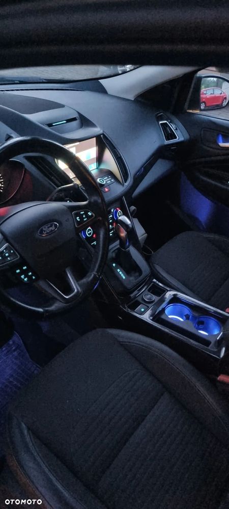 Ford Kuga 1.5 EcoBoost AWD Titanium ASS - 4