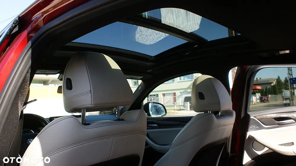 BMW X4 M M40i - 24