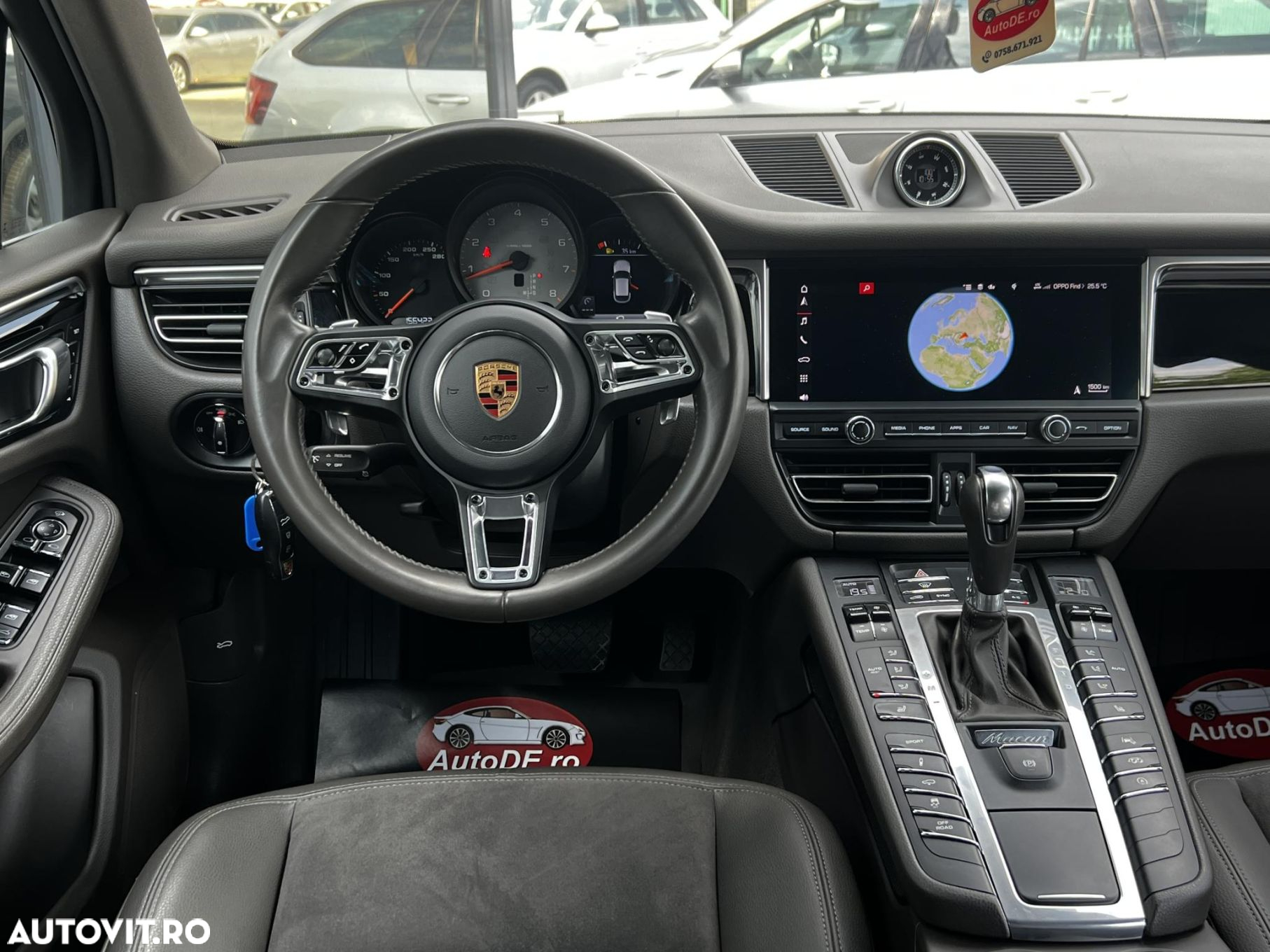 Porsche Macan S - 10