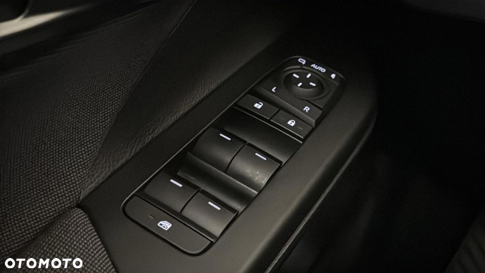 Toyota C-HR 1.8 Hybrid Style - 23