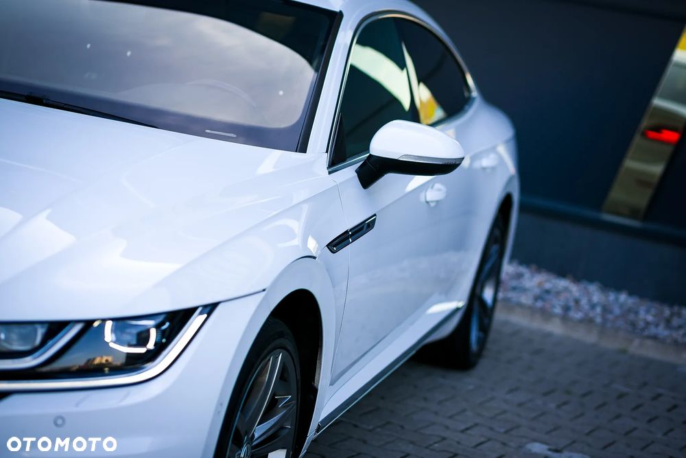 Volkswagen Arteon 2.0 TDI SCR R-Line DSG - 9