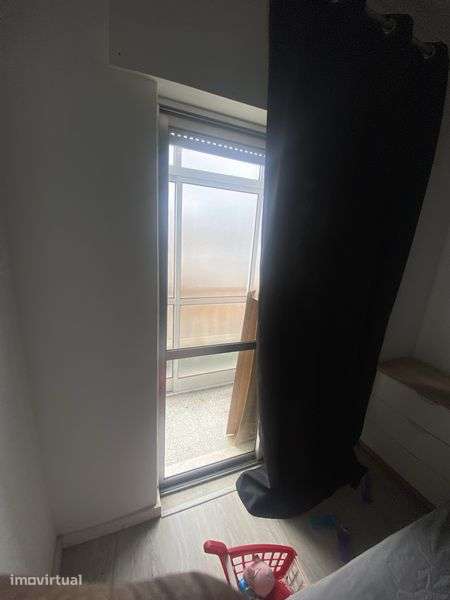 Alugo apartamento T2 / mobilado , em setubal - Grande imagem: 5/12