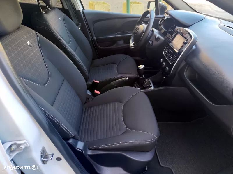Renault Clio Sport Tourer 1.5 dCi Limited EDition - 15