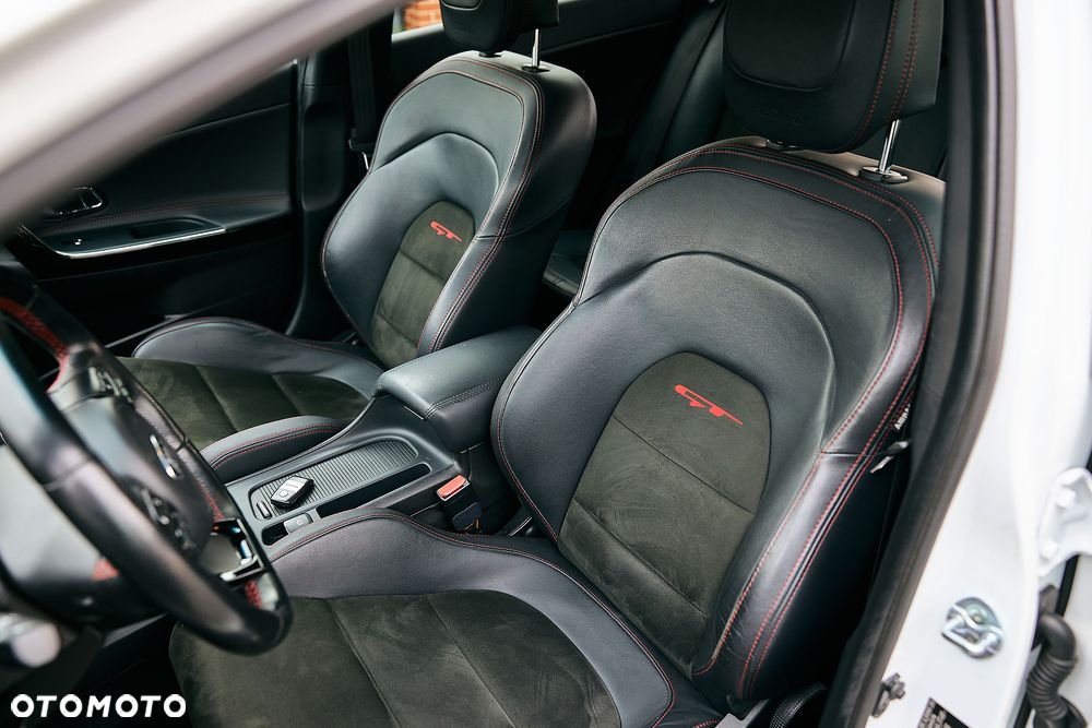 Kia Ceed 1.6 T-GDI GT-Track - 36