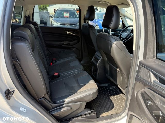 Ford S-Max - 33