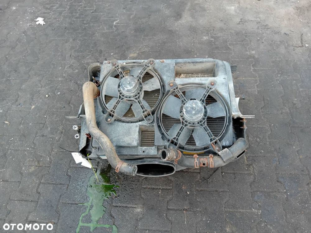 PAS PRZEDNI CHŁODNICE CHEVROLET CORVETTE C4 LIFT - 1