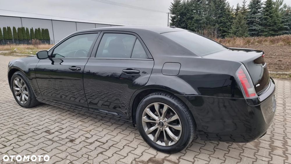 Chrysler 300s - 6