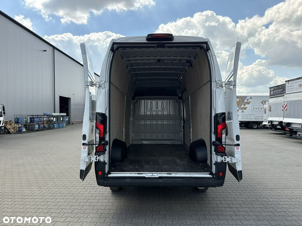 Opel Movano - 22