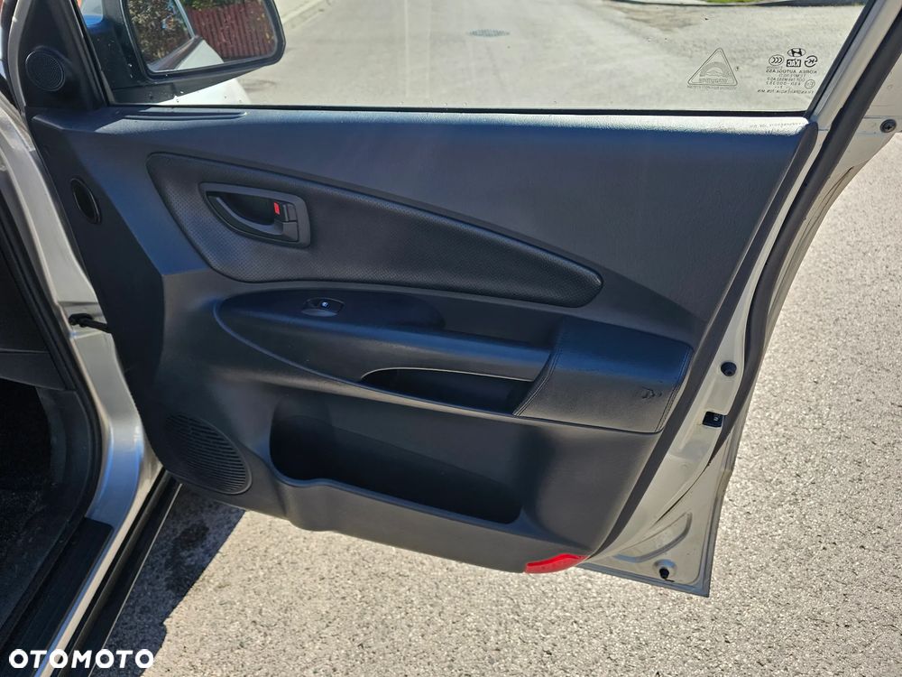 Hyundai Tucson 2.0 CRDi VGT 2WD Automatik GLS - 22