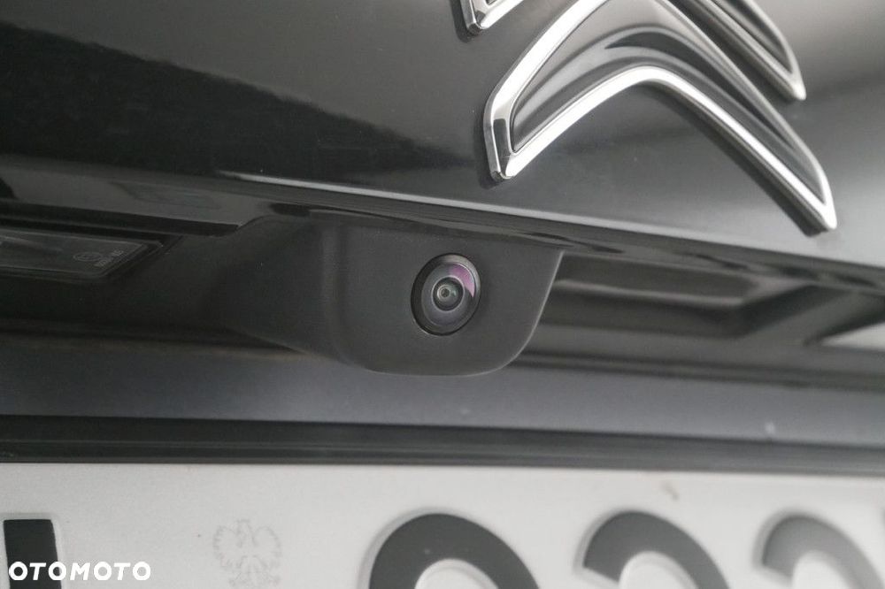 Citroën C4 1.5 BlueHDi Shine S&S - 17
