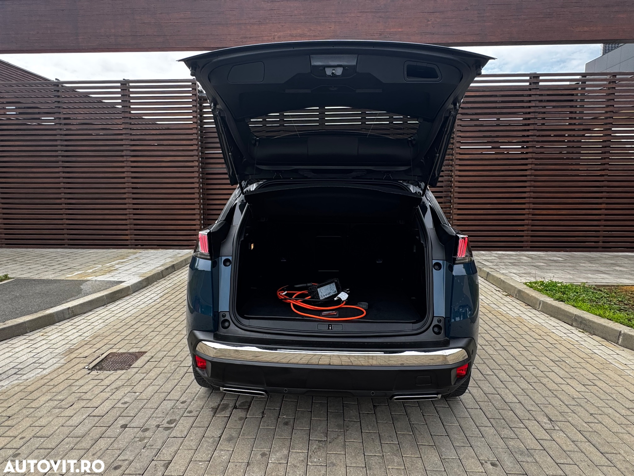 Peugeot 3008 PHEV EAT8 GT Pack - 13