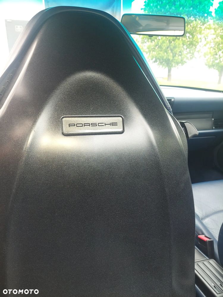 Porsche 911 Carrera - 15