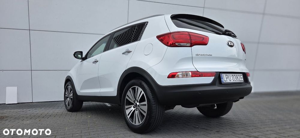 Kia Sportage 1.7 CRDI 2WD ISG Dream-Team Edition - 16