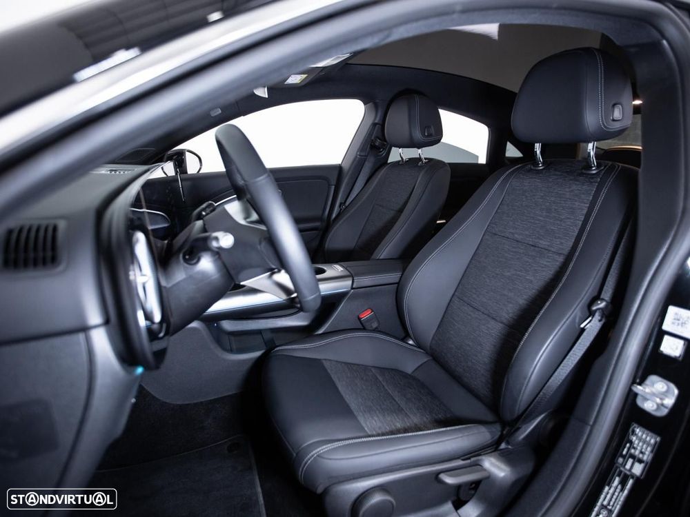 Mercedes-Benz CLA 200 EQ - 10