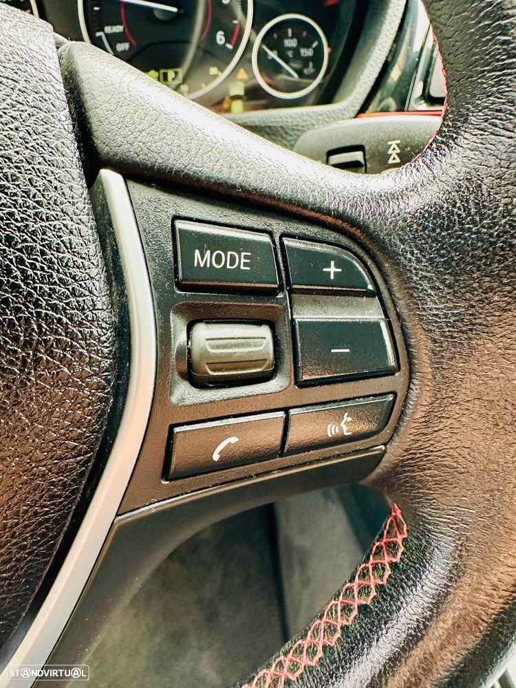 BMW 320 d DPF Touring Aut. Edition Sport - 43