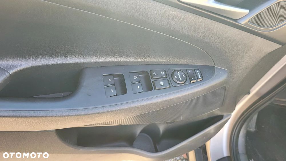 Hyundai Tucson 1.6 GDI BlueDrive GO 2WD - 14