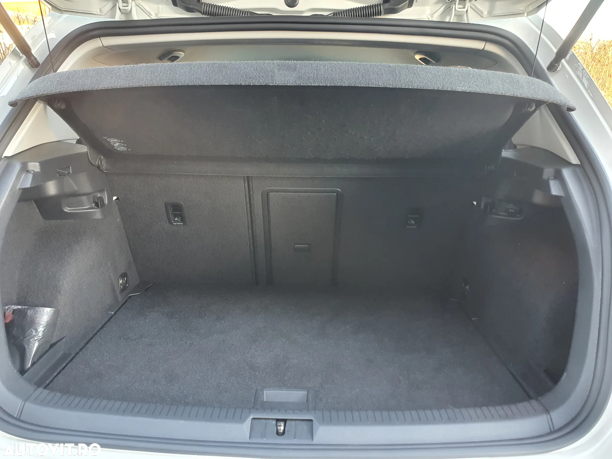 Volkswagen Golf 1.4 TSI BlueMotion Technology Comfortline - 27