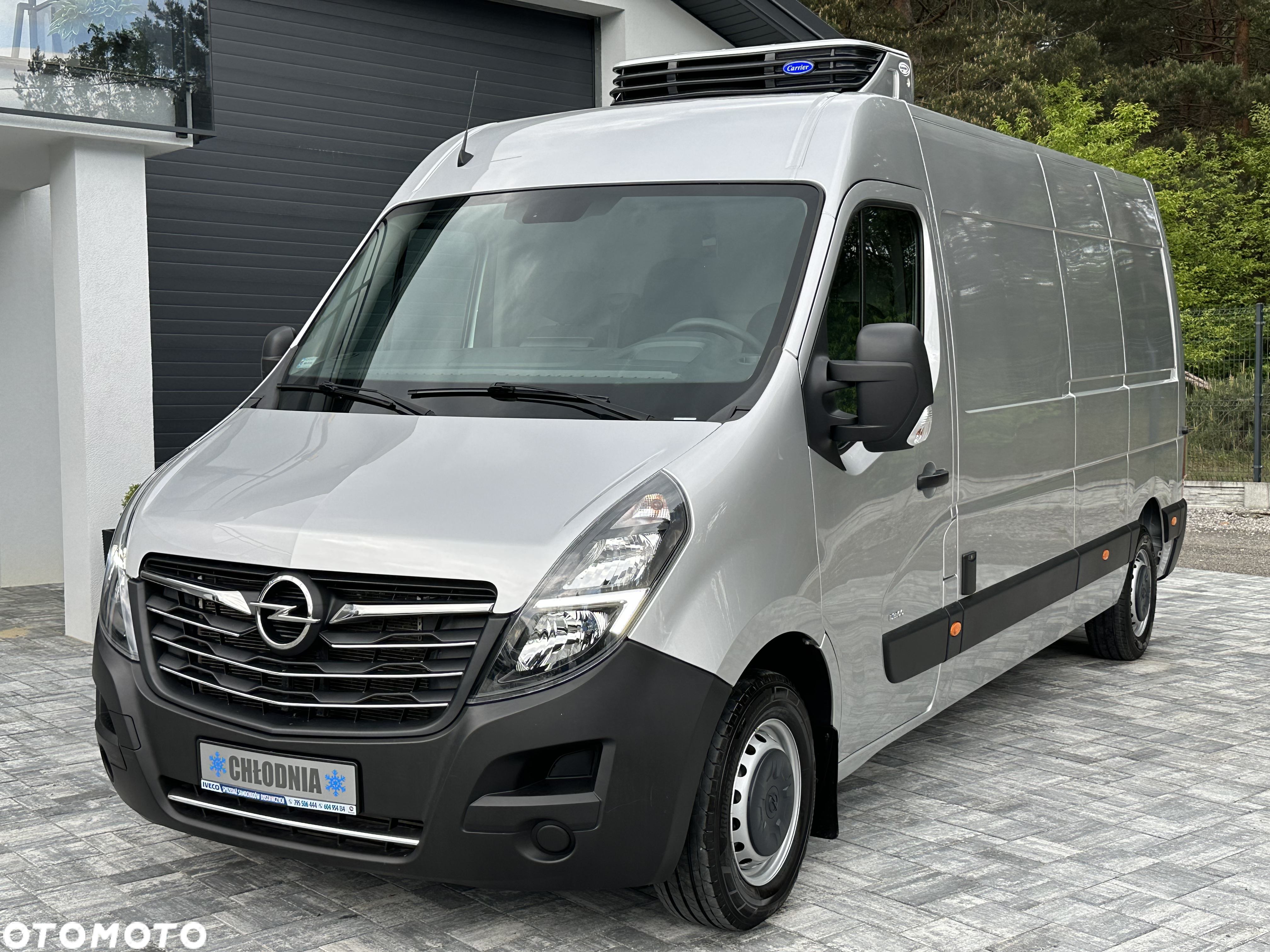 Renault Master L3H2 Chłodnia Carrier Xarios 350 / Zasilanie postojowe 230V / Bogata wersja wyposażenia / Lakier srebrny metalik / Salon PL / FV23% - 20