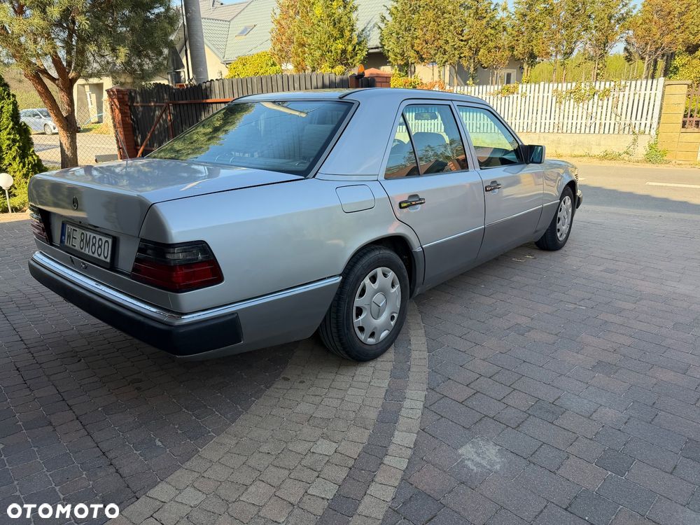 Mercedes-Benz W124 (1984-1993) - 5