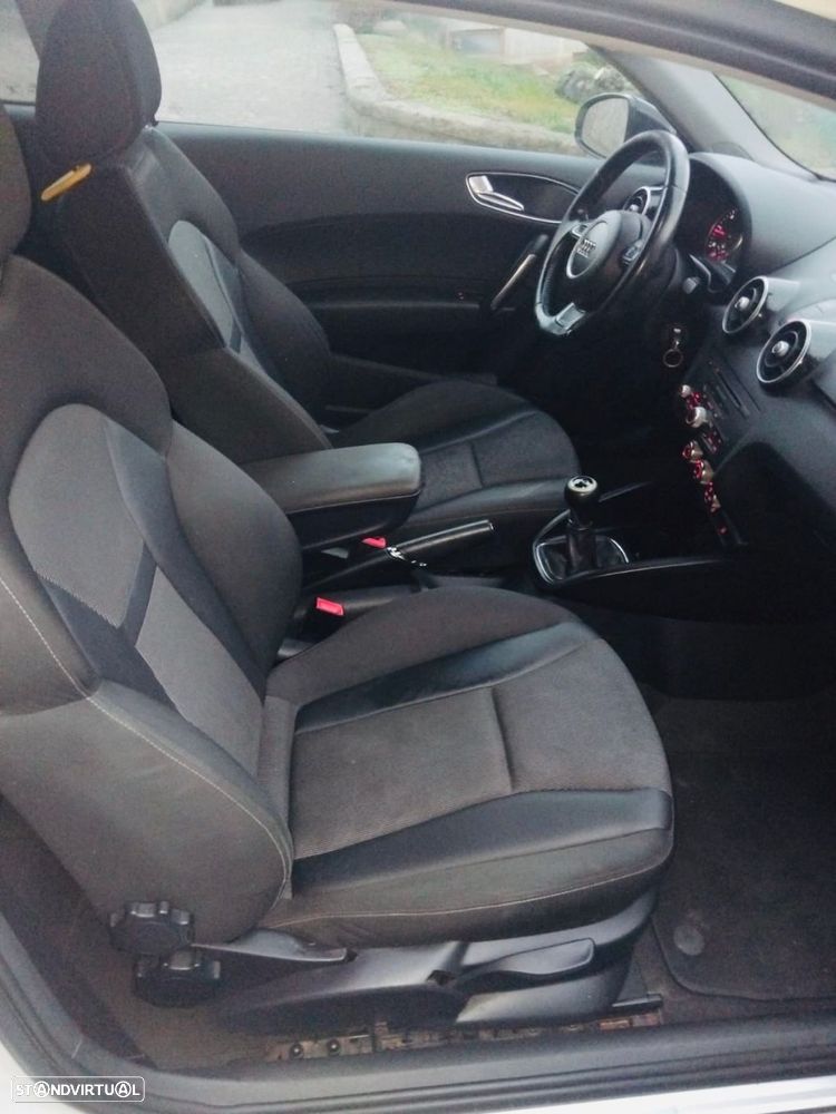 Audi A1 1.6 TDI Sport Edition - 8