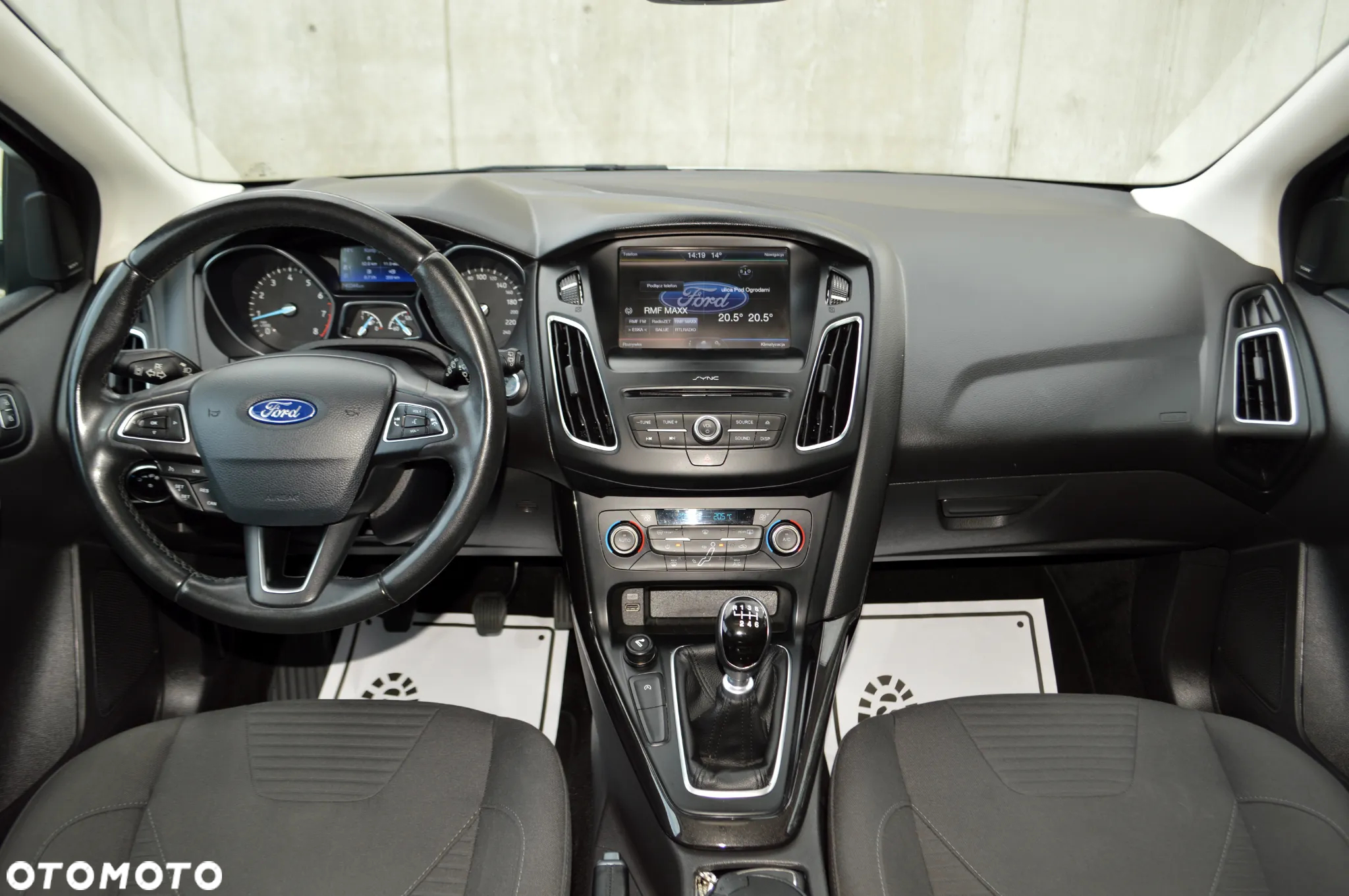 Ford Focus 1.5 EcoBoost ST-Line - 13