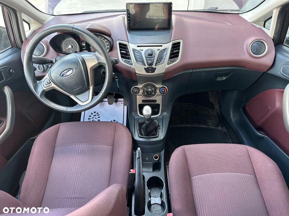 Ford Fiesta 1.25 Ambiente - 25