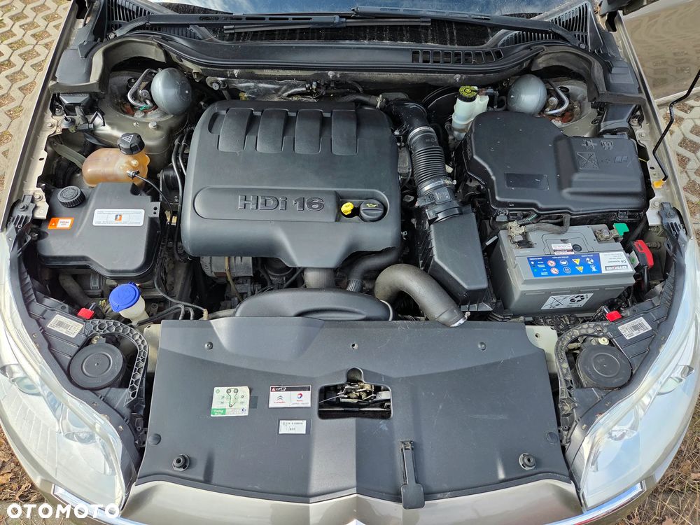 Citroën C5 2.0 HDi Exclusive - 10