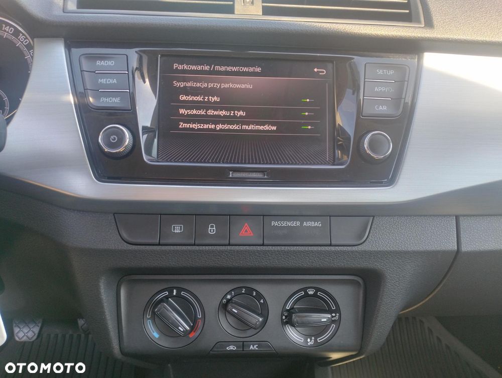 Skoda Fabia 1.0 Ambition - 36