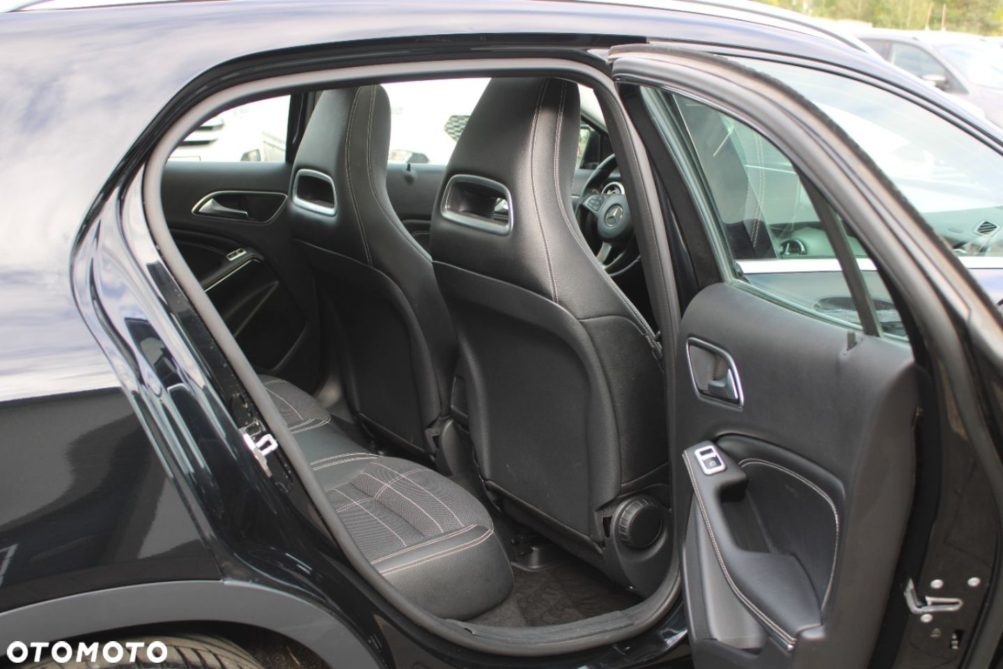Mercedes-Benz GLA - 29