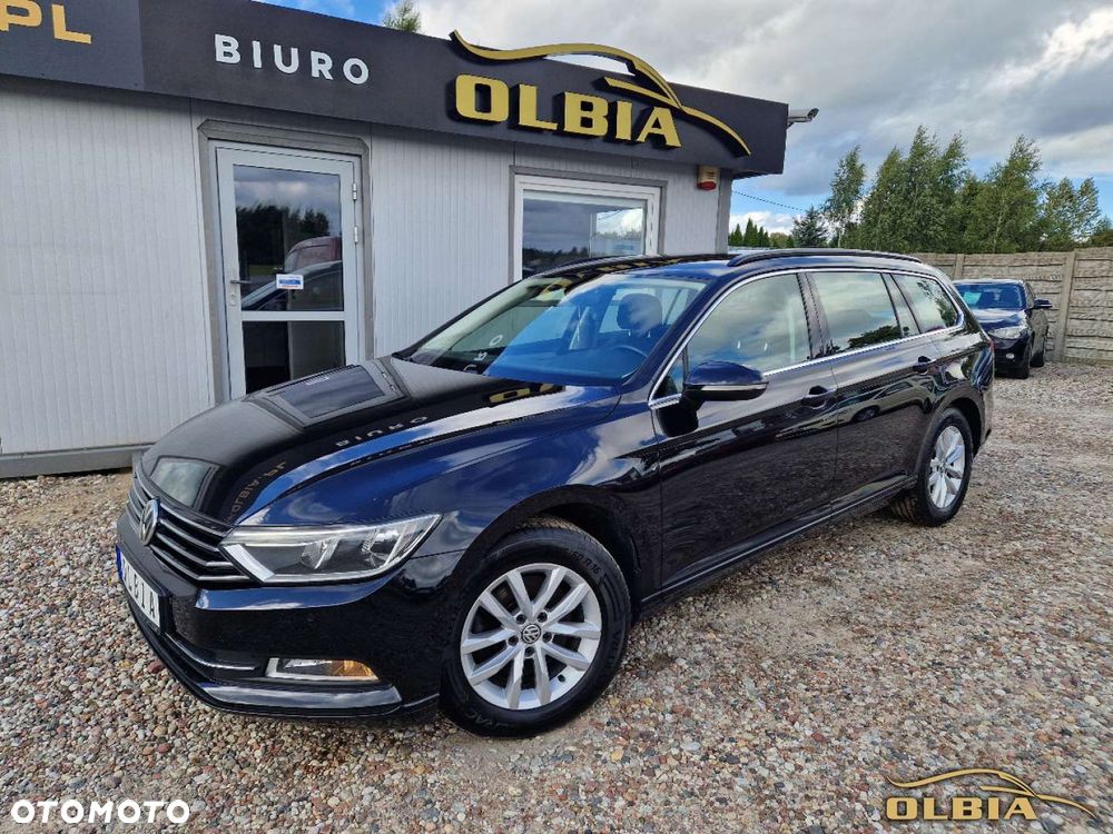 Volkswagen Passat - 4