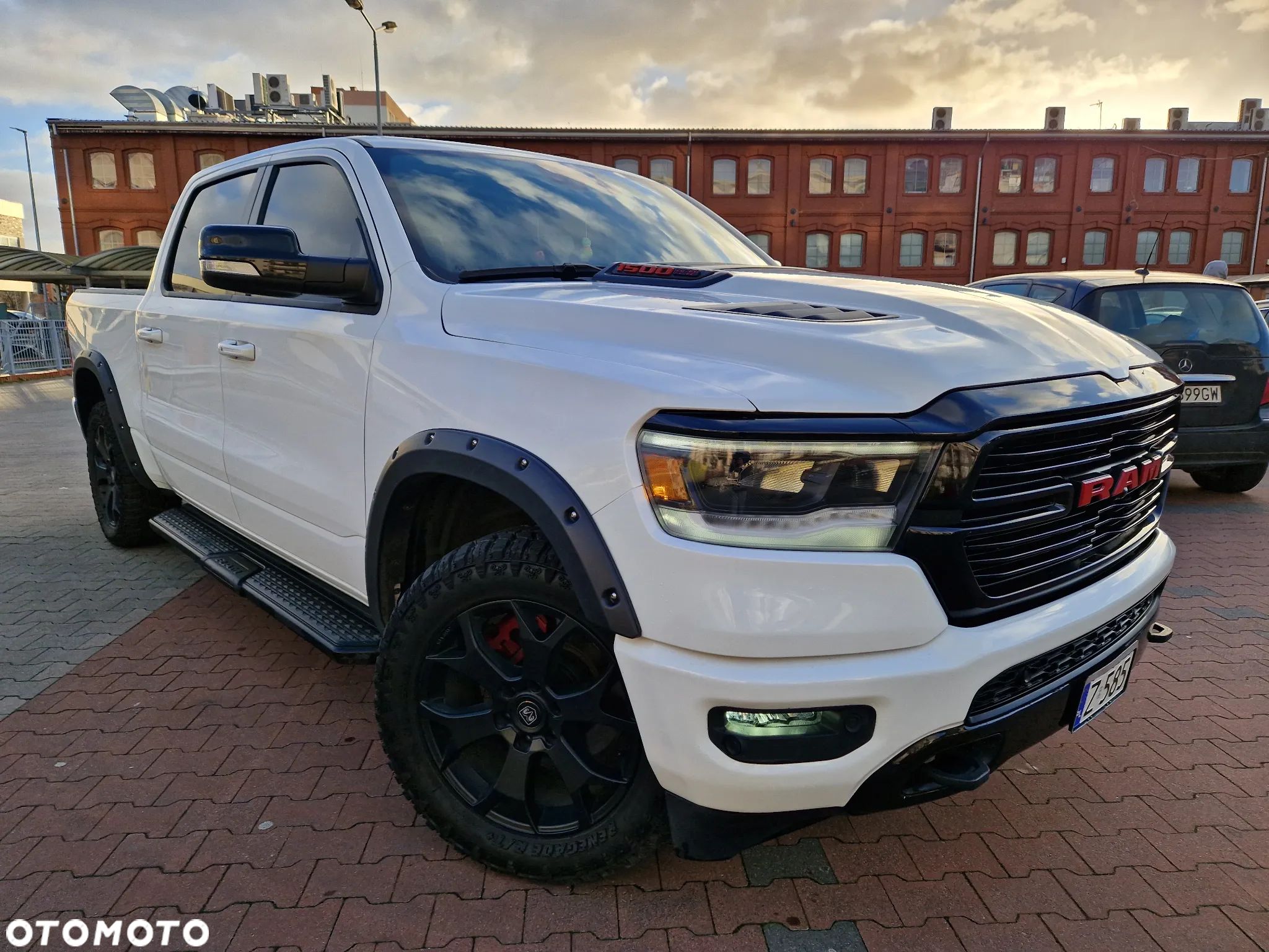 Dodge RAM 1500 5.7 4x4 - 1