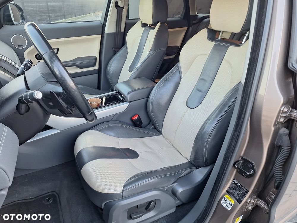 Land Rover Range Rover Evoque SD4 Black Dynamic - 6