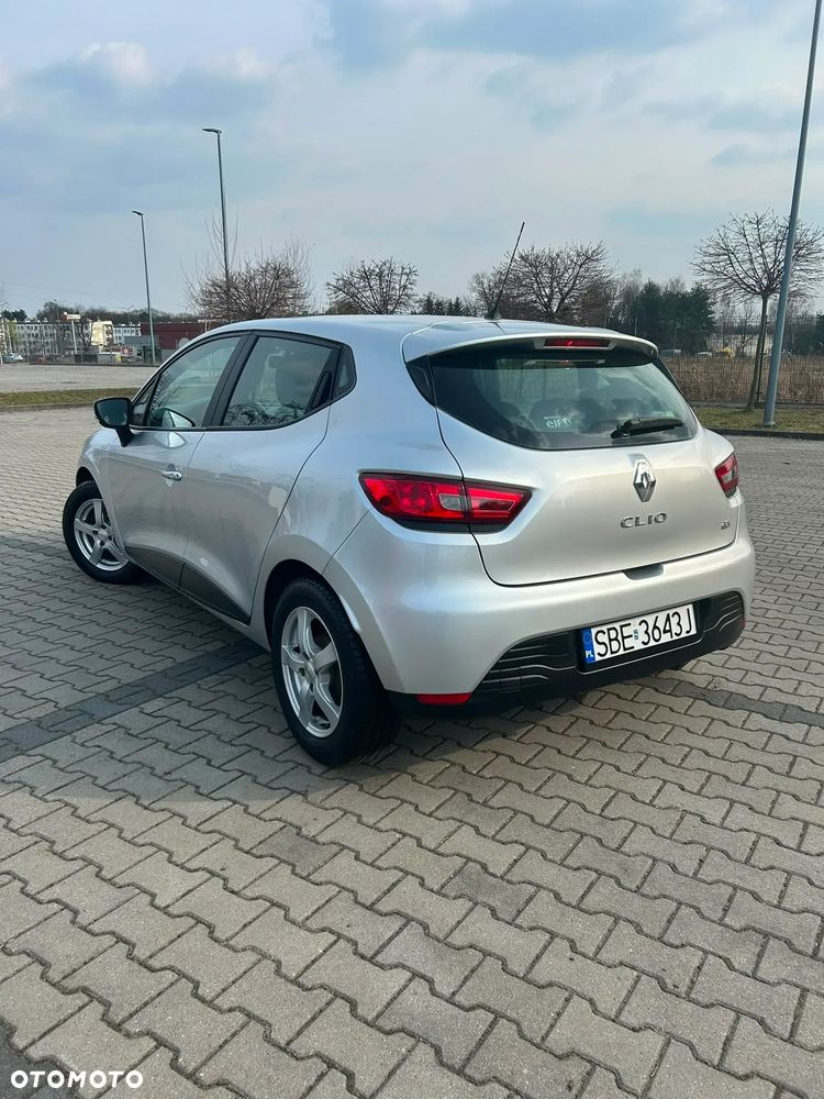 Renault Clio dCi 75 Expression - 4