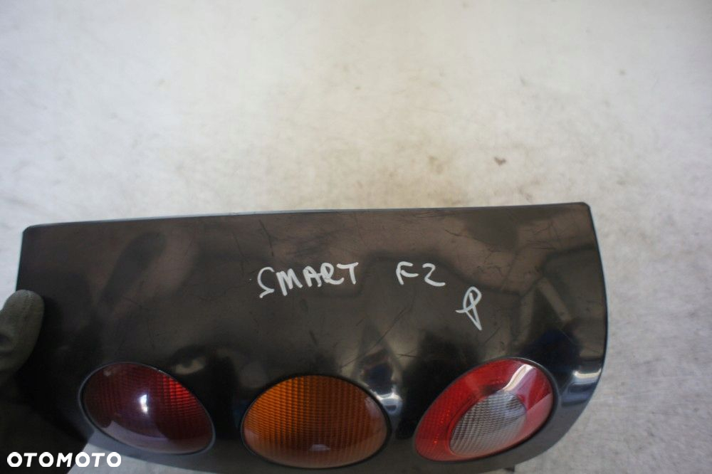 SMART FORTWO LAMPA PRAWY TYŁ - 2