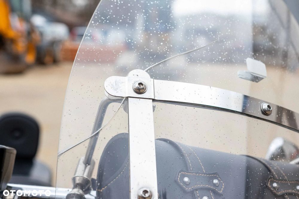 Triumph Thunderbird - 35