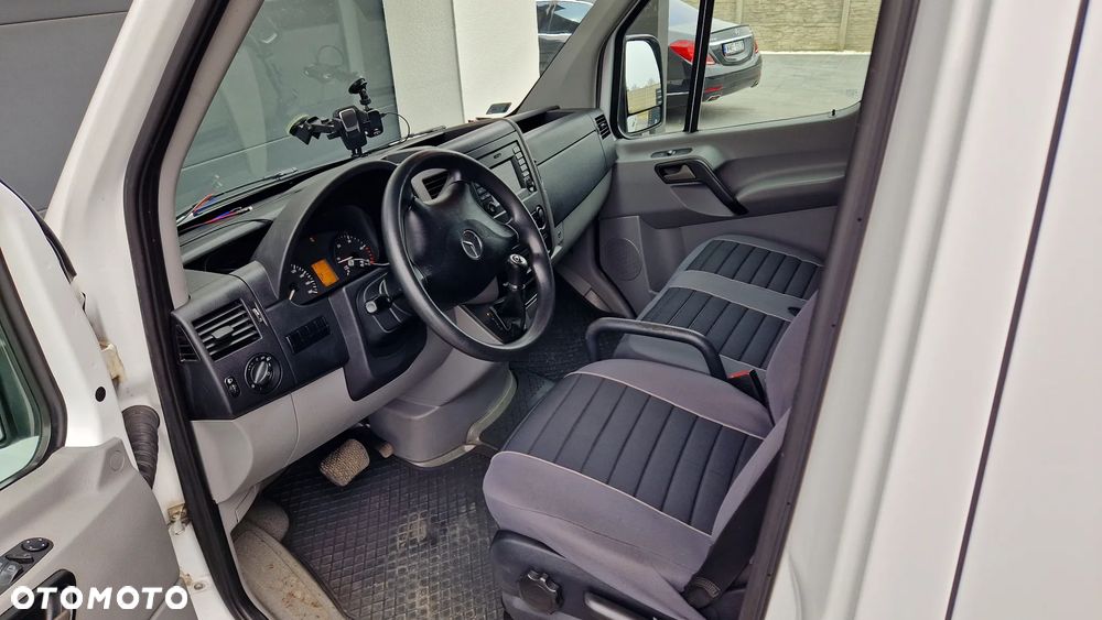 Mercedes-Benz SPRINTER - 5