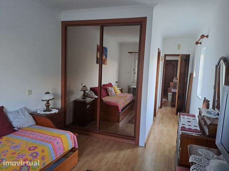 Quarto 30m2 em Moradia Parede Carcavelos - Grande imagem: 2/10