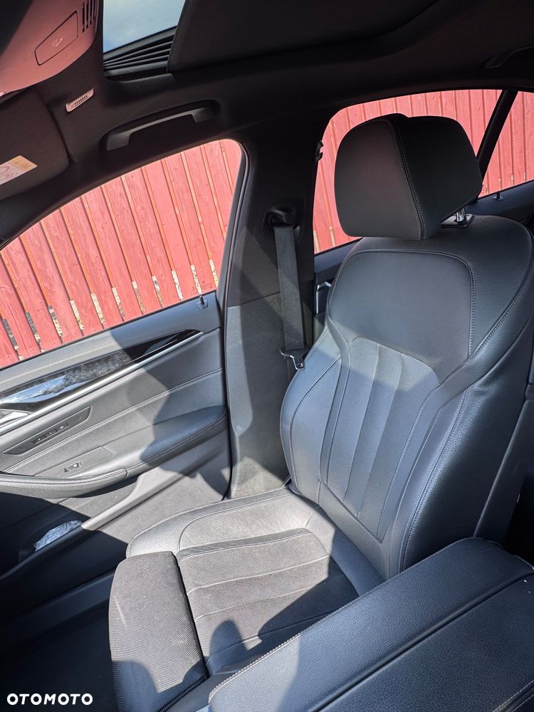 BMW Seria 5 530d Sport Line sport - 17