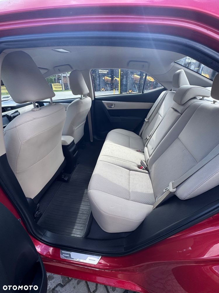 Toyota Corolla 1.6 Prestige - 13