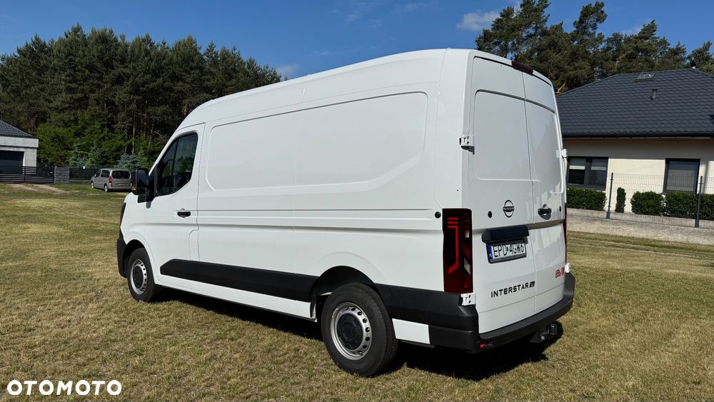 Nissan INTERSTAR - 7