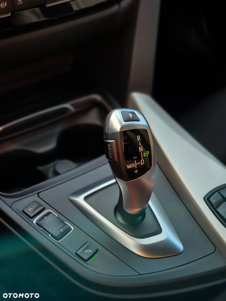 BMW Seria 3 316d - 18