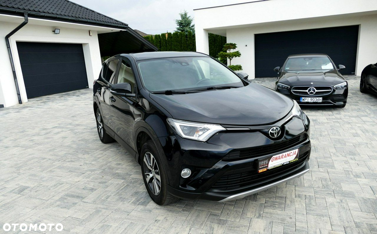 Toyota RAV4 - 2