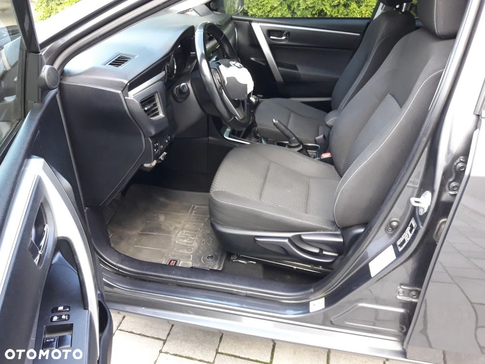 Toyota Corolla - 9