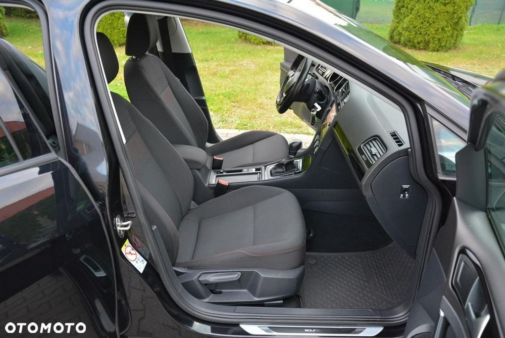 Volkswagen Golf 1.5 TSI ACT DSG Sound - 16