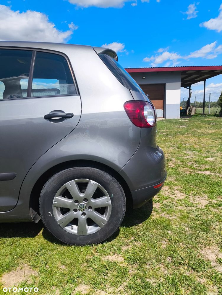 Volkswagen Golf - 10