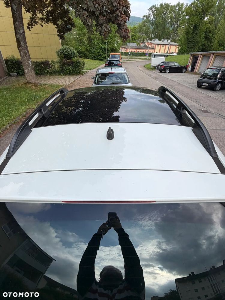 Peugeot 3008 1.6 Allure - 3
