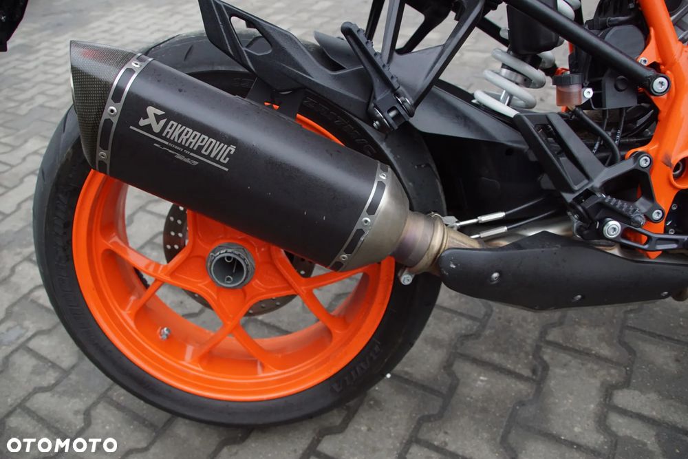 Motocykl na części KTM 1290 SUPER DUKE GT 2019 silnik dekiel osłona zbiornik licznik lagi laga lampa amortyzator felga rama dokumenty siedzenie przełącznik wydech akrapovic błotnik - 13