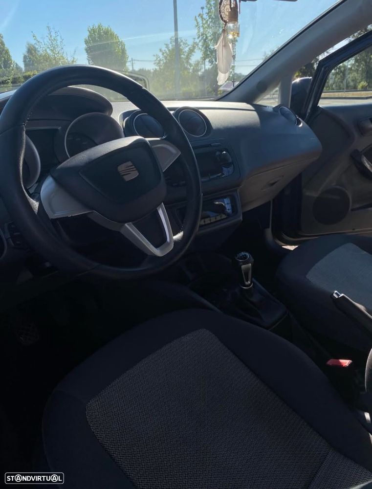 SEAT Ibiza - 4