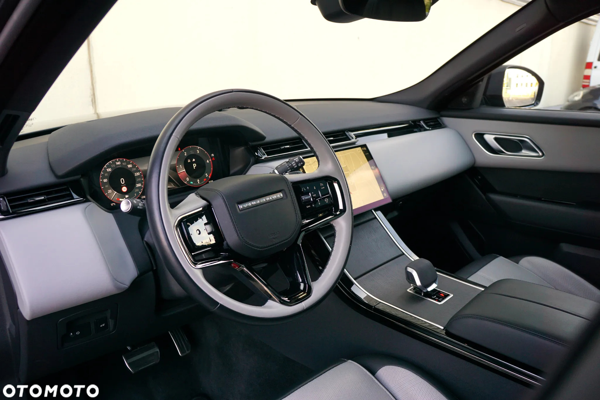 Land Rover Range Rover Velar - 12