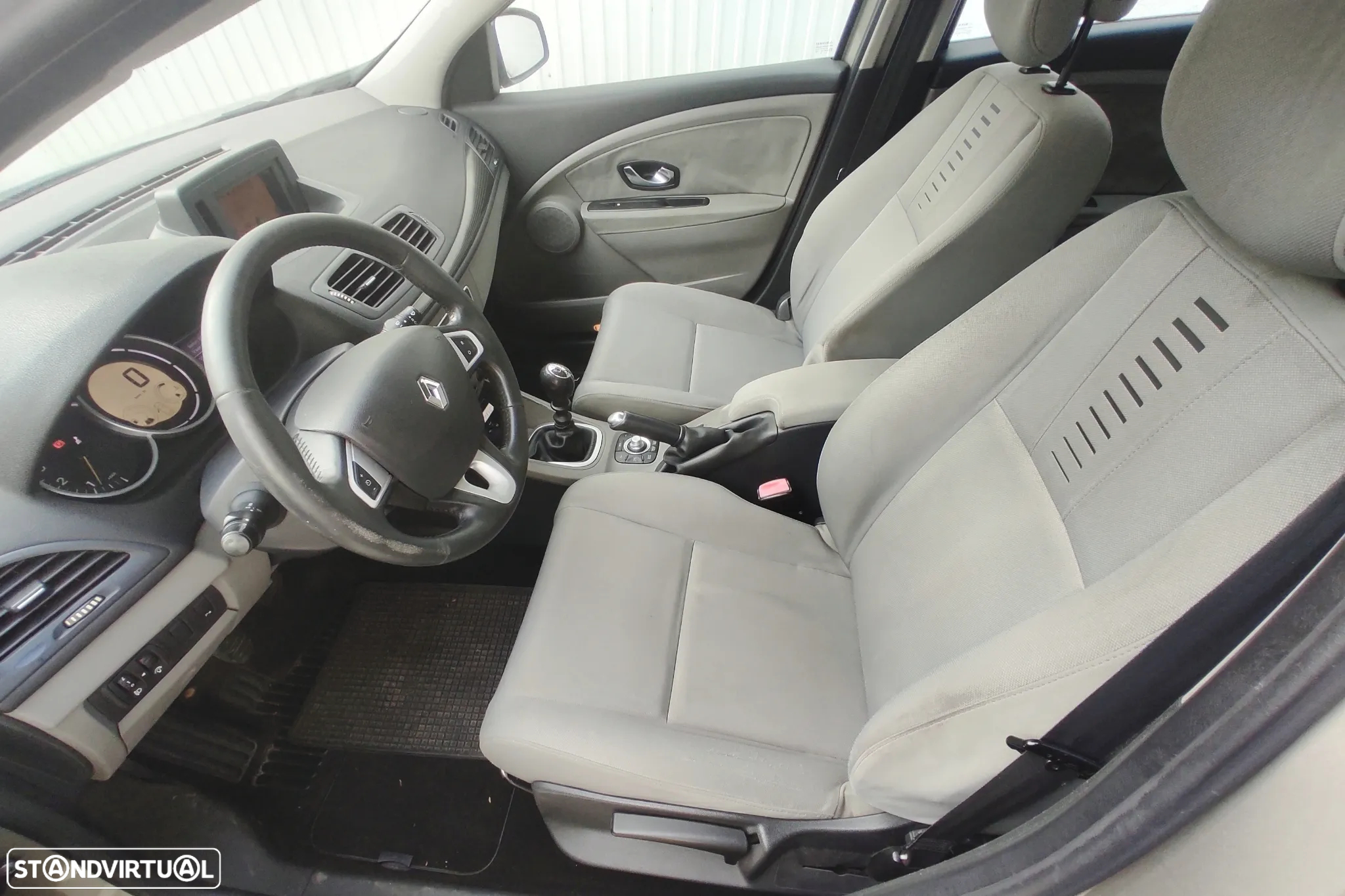 Renault Mégane Sport Tourer - 7